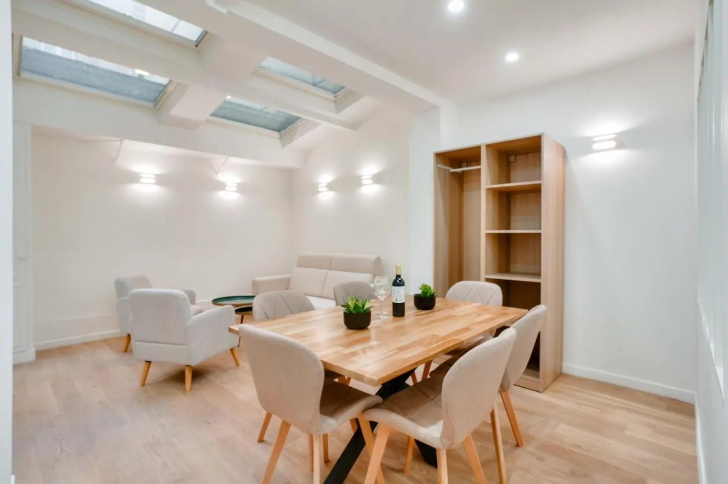 Cozy Apartment In Saint-Germain-Des-Pres location